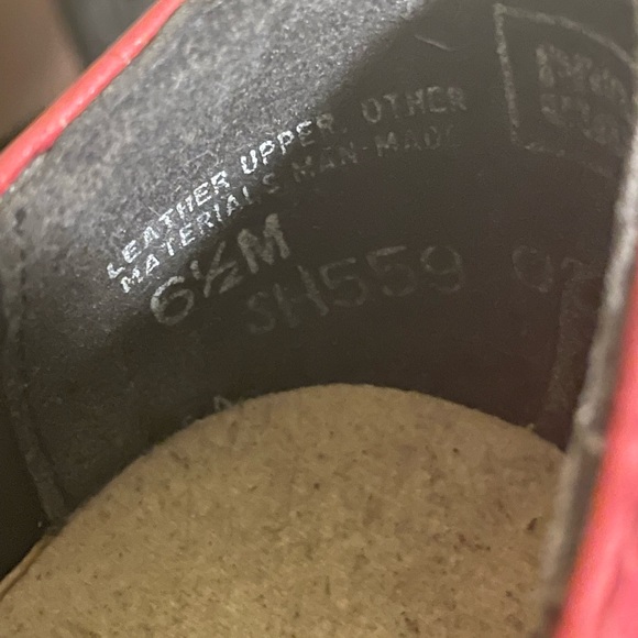 Vintage red leather crocodile look western booties - Picture 6 of 6